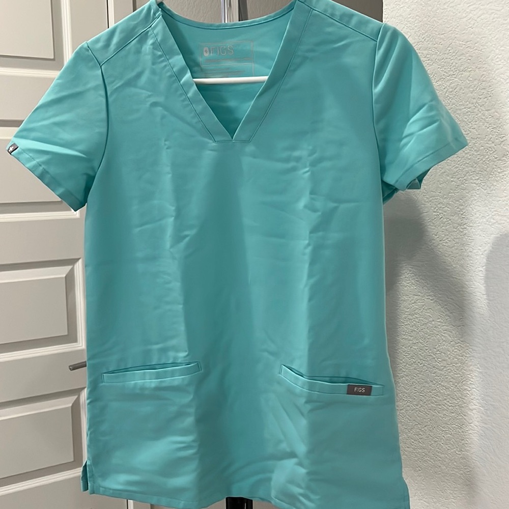FIGS Scrub Top - XXS - Limited Edition bright green/blue